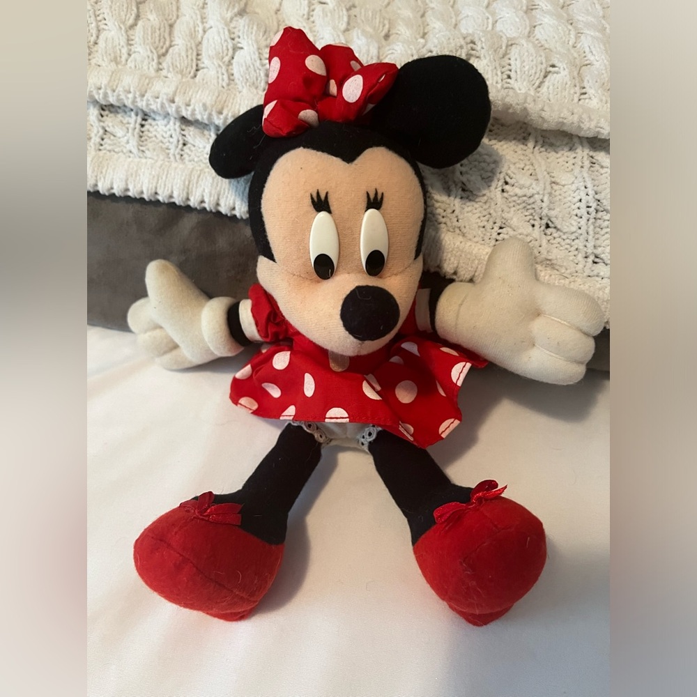 Minnie Mouse plush